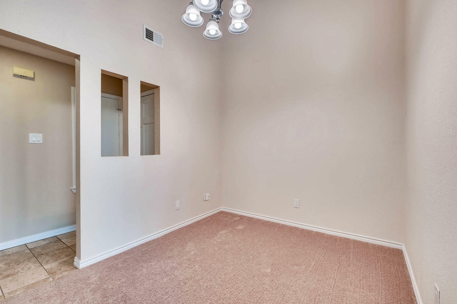 8200 Neely Drive – photo 4