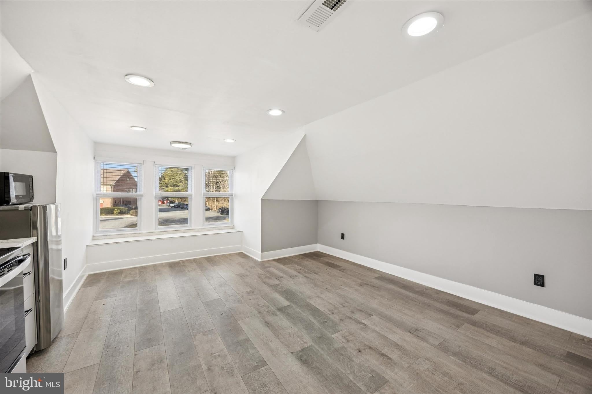 844 W CHESTER PIKE – photo 5