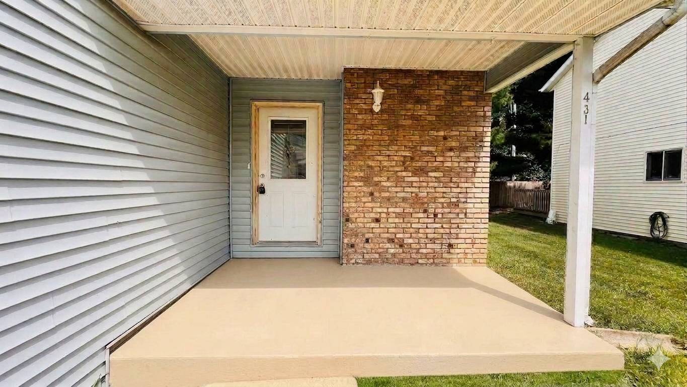 431 South Village Court – photo 2