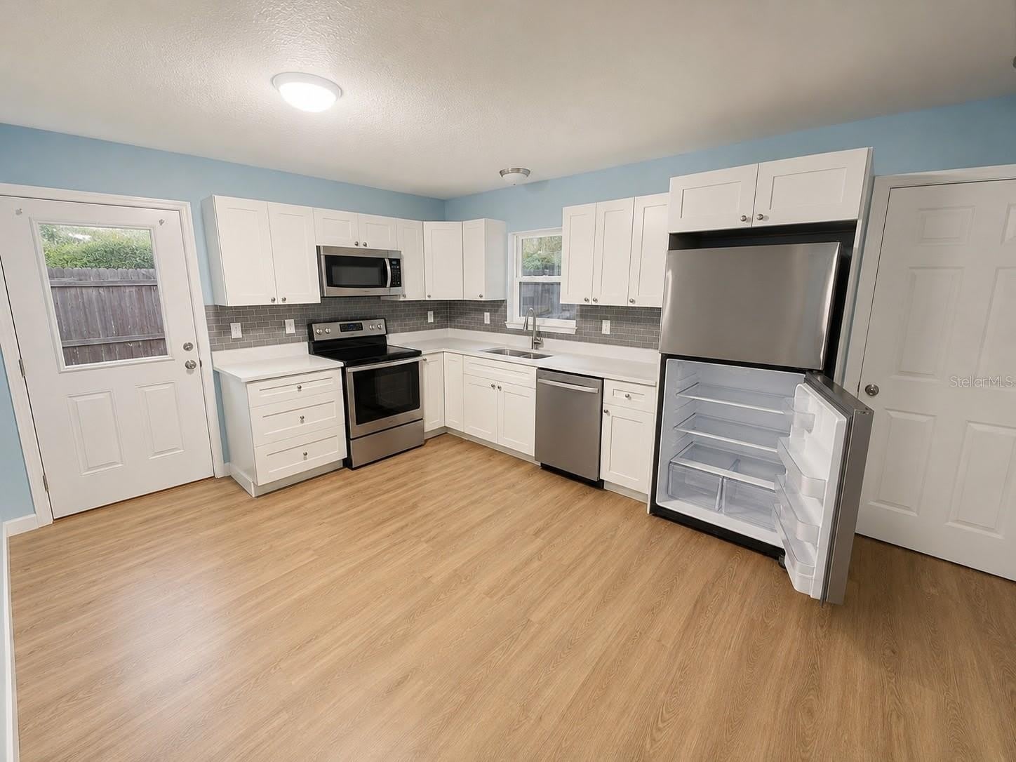 3835 18TH Avenue S – photo 2