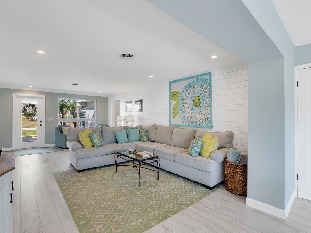 610 Honeysuckle Lane – photo 3