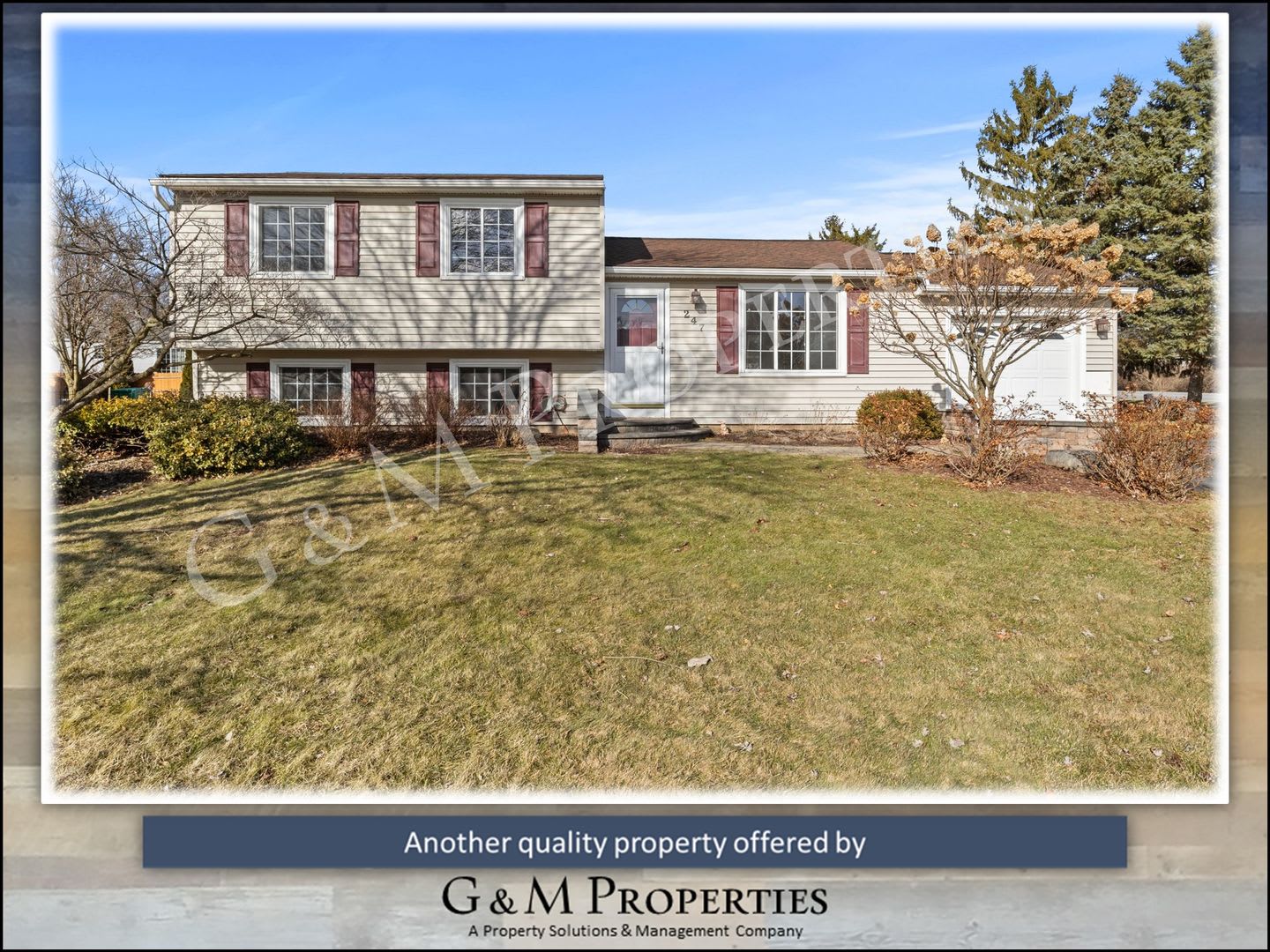 Beautifully Renovated 3-Bedroom Split-Level Home for Rent – Move-In Ready! – photo 2
