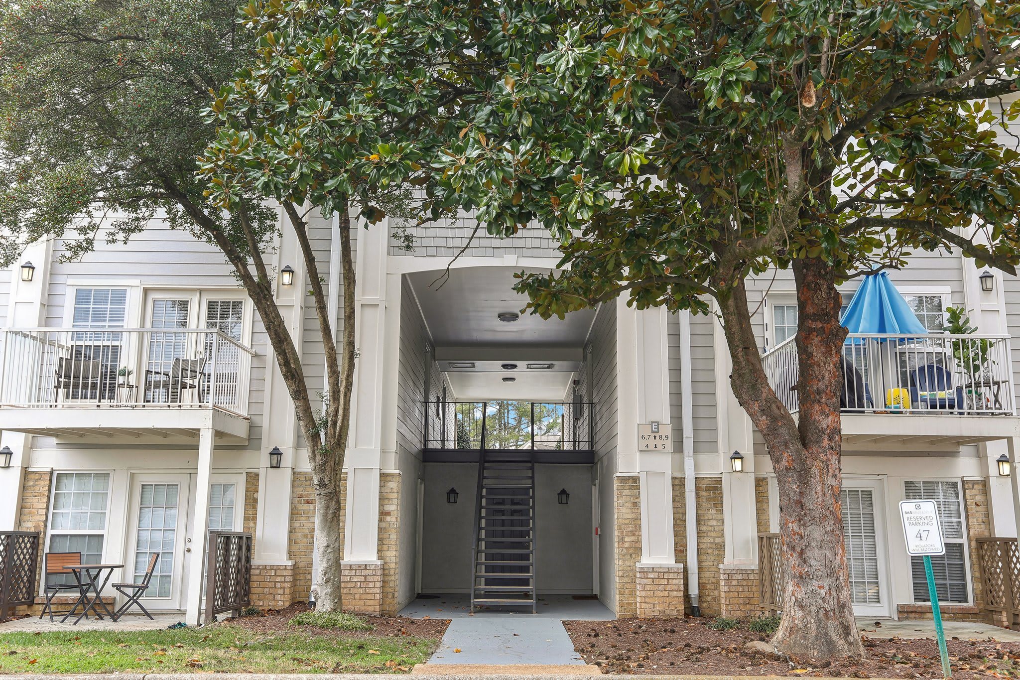 865 Bellevue – photo 2