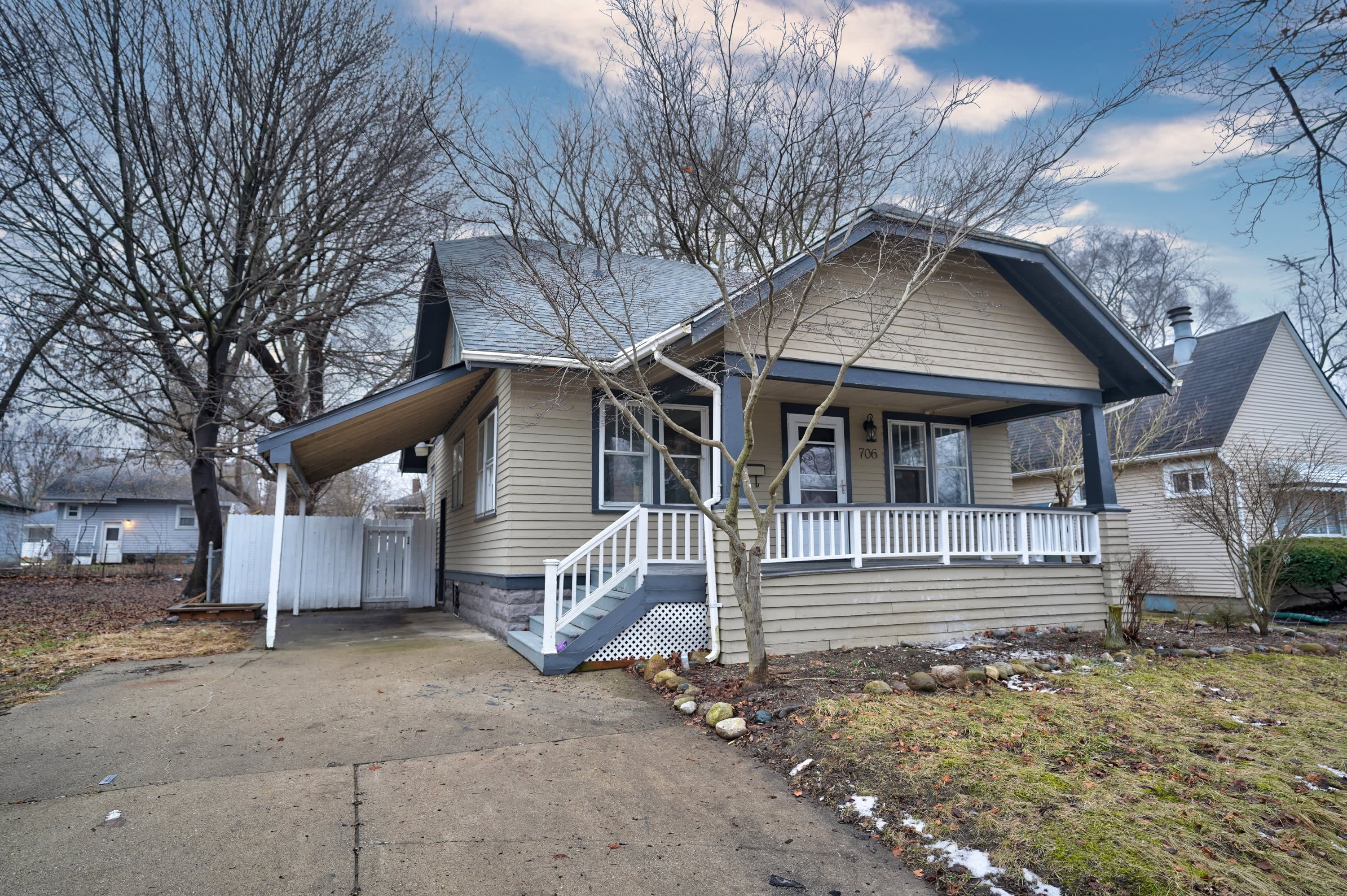 706 Frank – photo 2