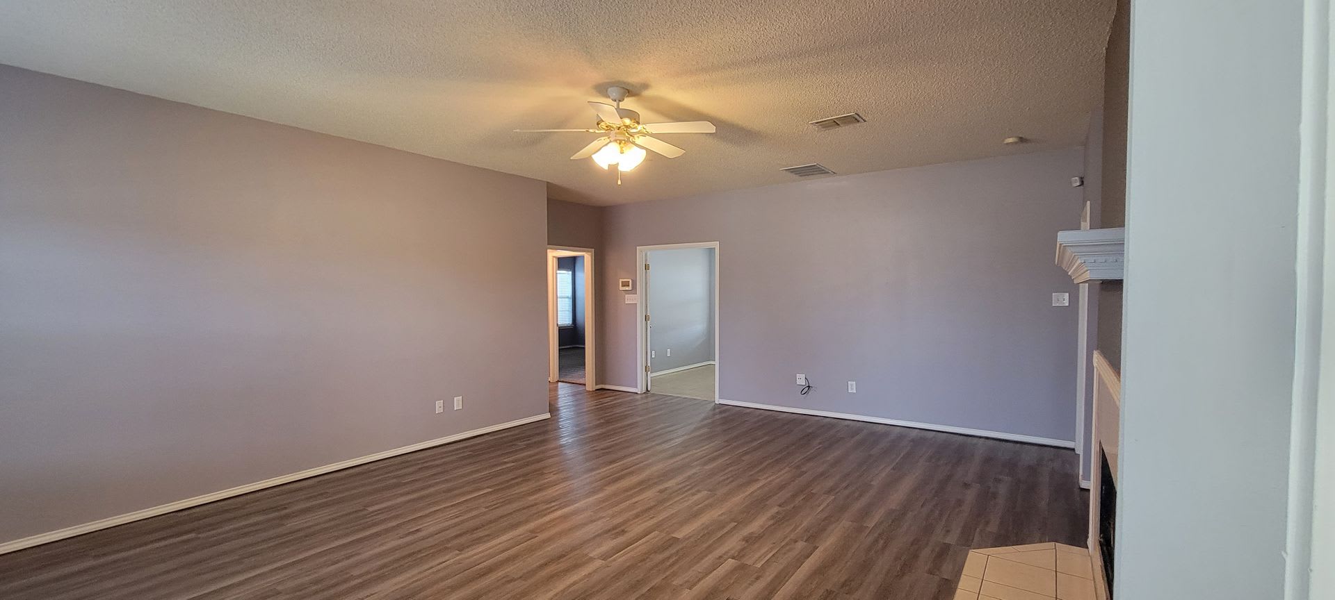 Spacious 4/2/2 on a Corner Lot – photo 3