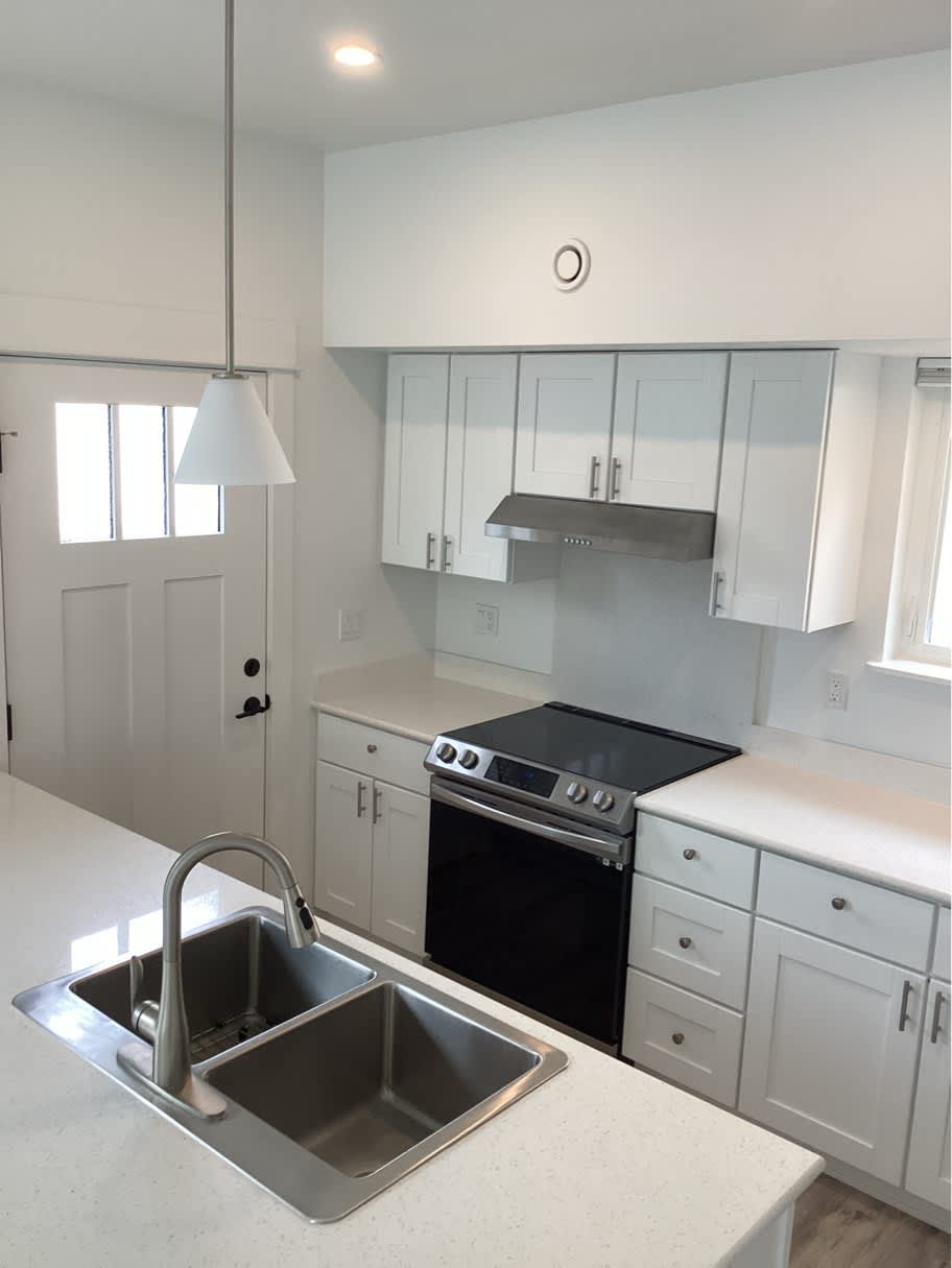 712 Northwest First Street – photo 2