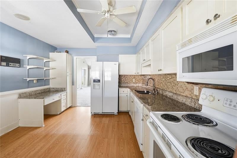 813 Serramonte Drive NE – photo 5