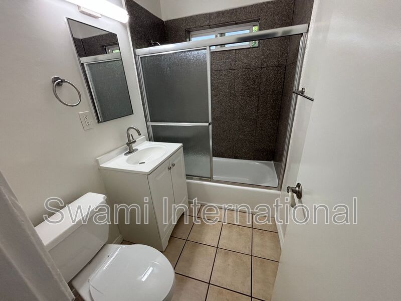 13233 Kornblum Avenue – photo 5