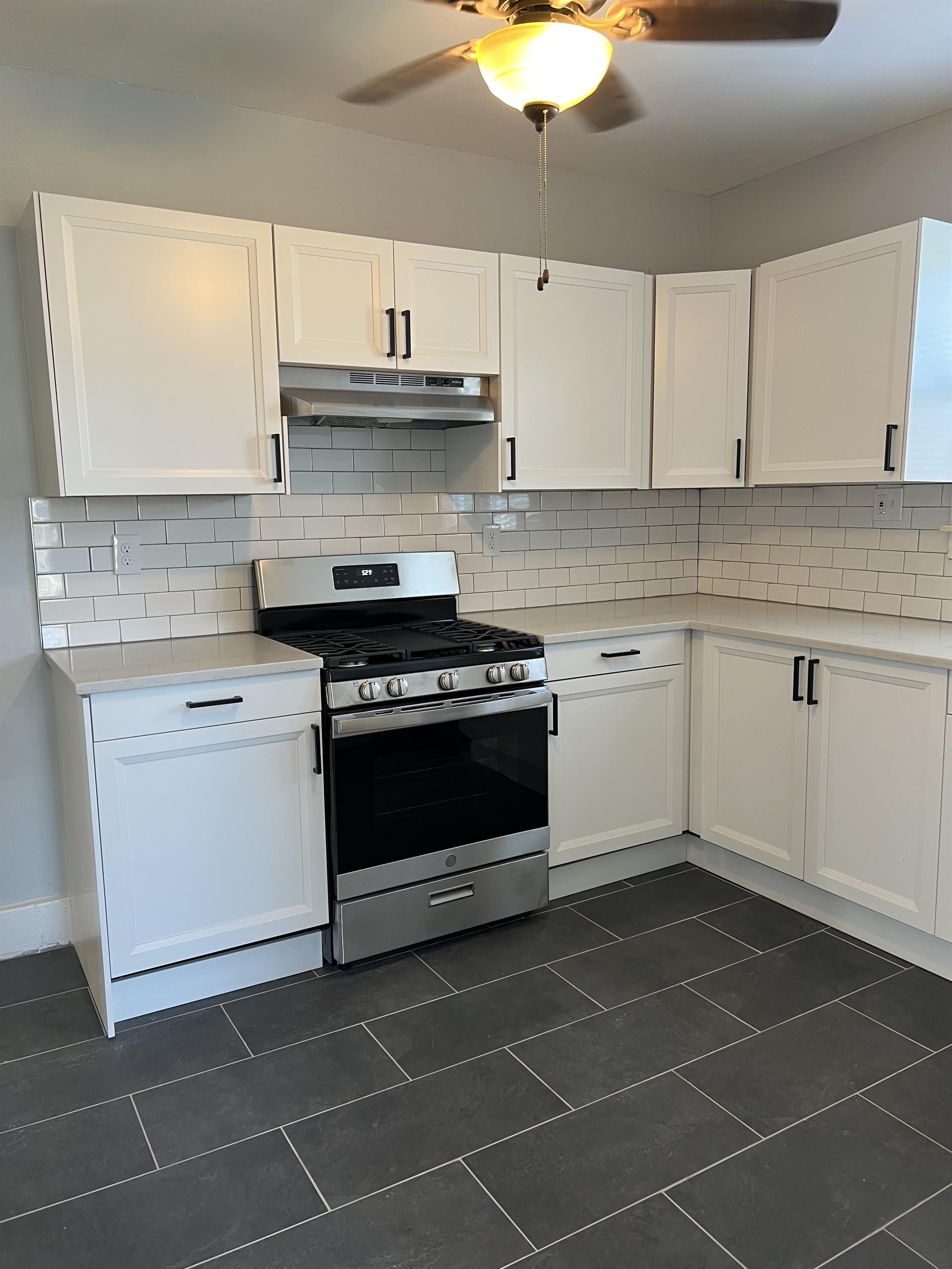124 Oak Street – photo 5