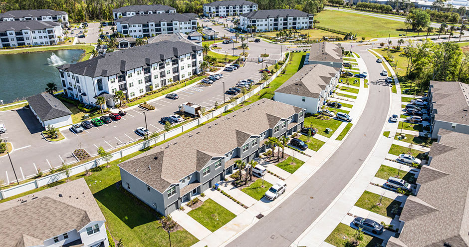 Crestview at Grove West Townhomes – photo 4