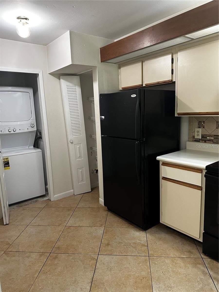 3100 S SEMORAN Boulevard – photo 5