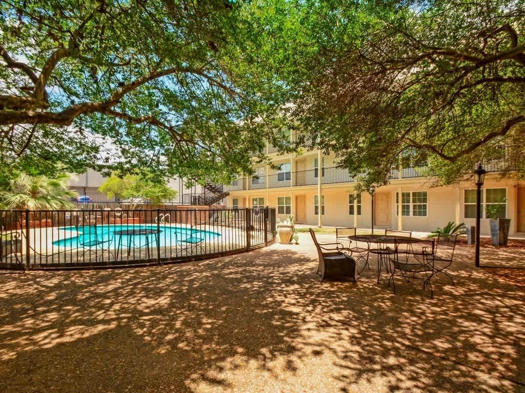 910 Duncan Ln Apt 52 – photo 5