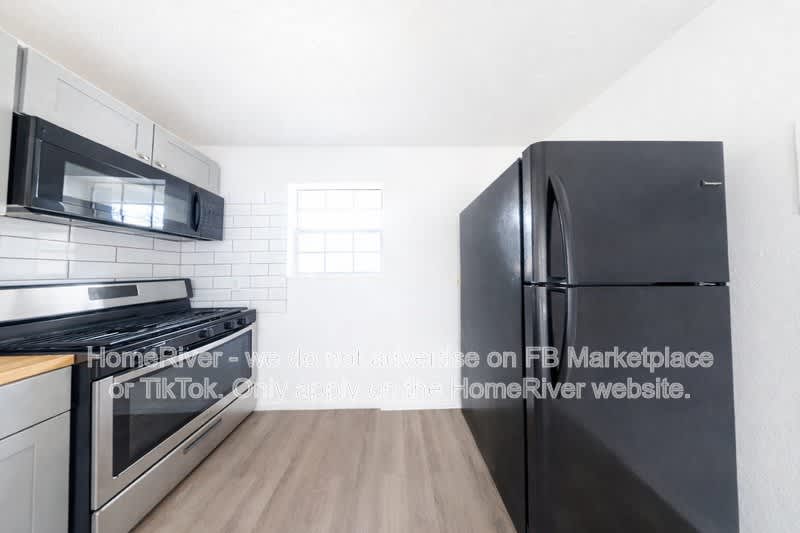 379 Atwood St SW – photo 5