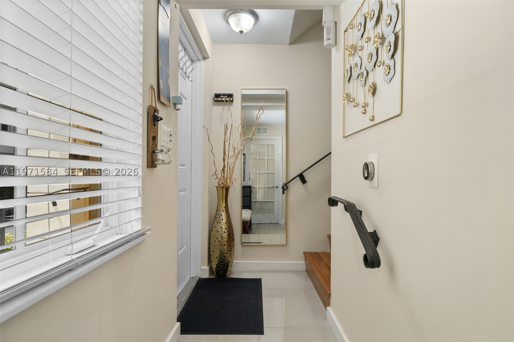 18413 NE 27th Ct – photo 4