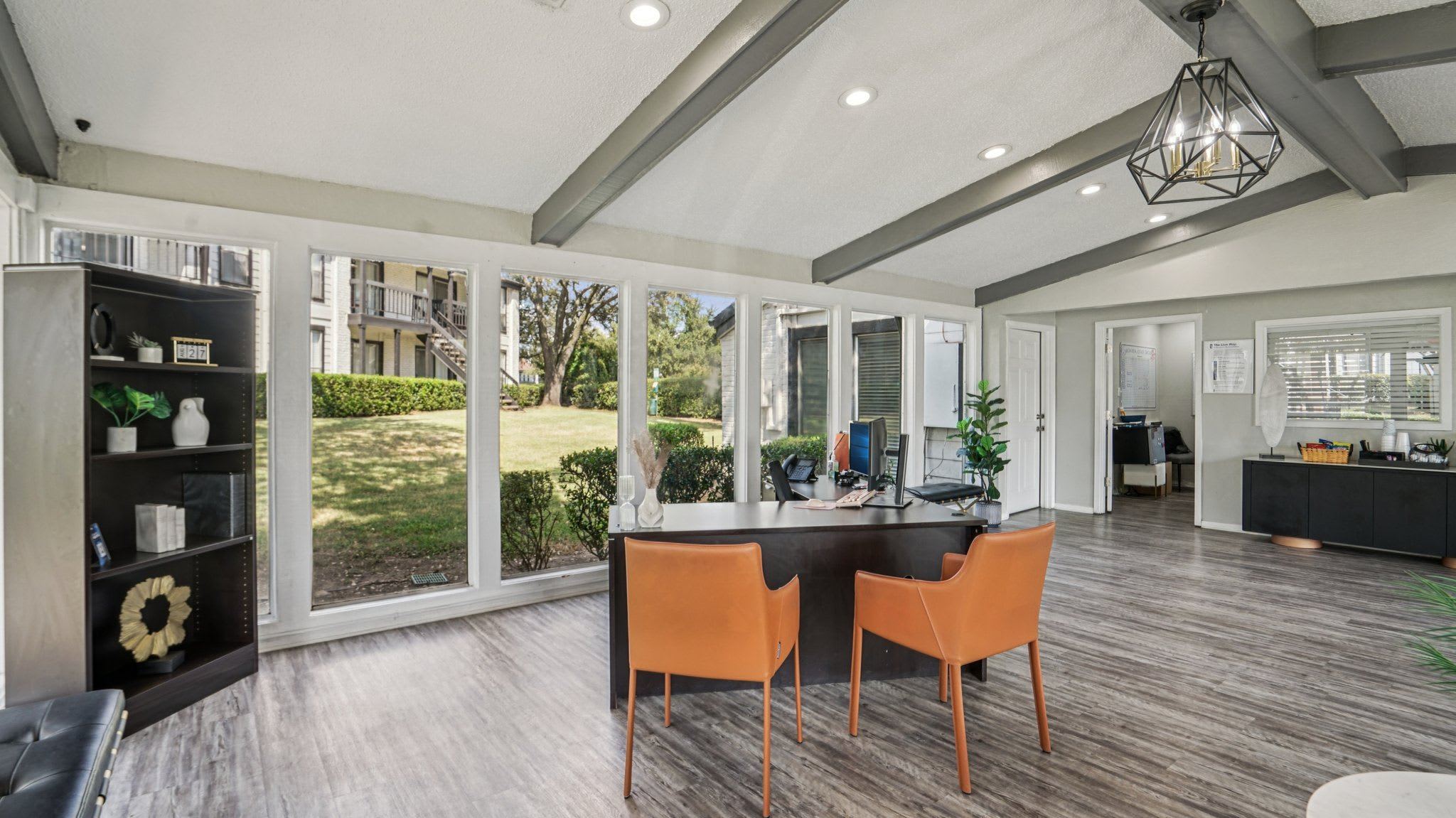 Keller Oaks Apartments – photo 3