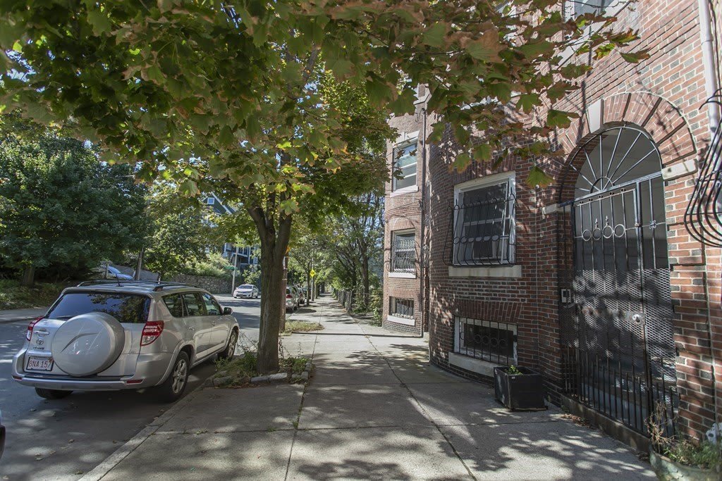 101 Cedar St 2 – photo 2