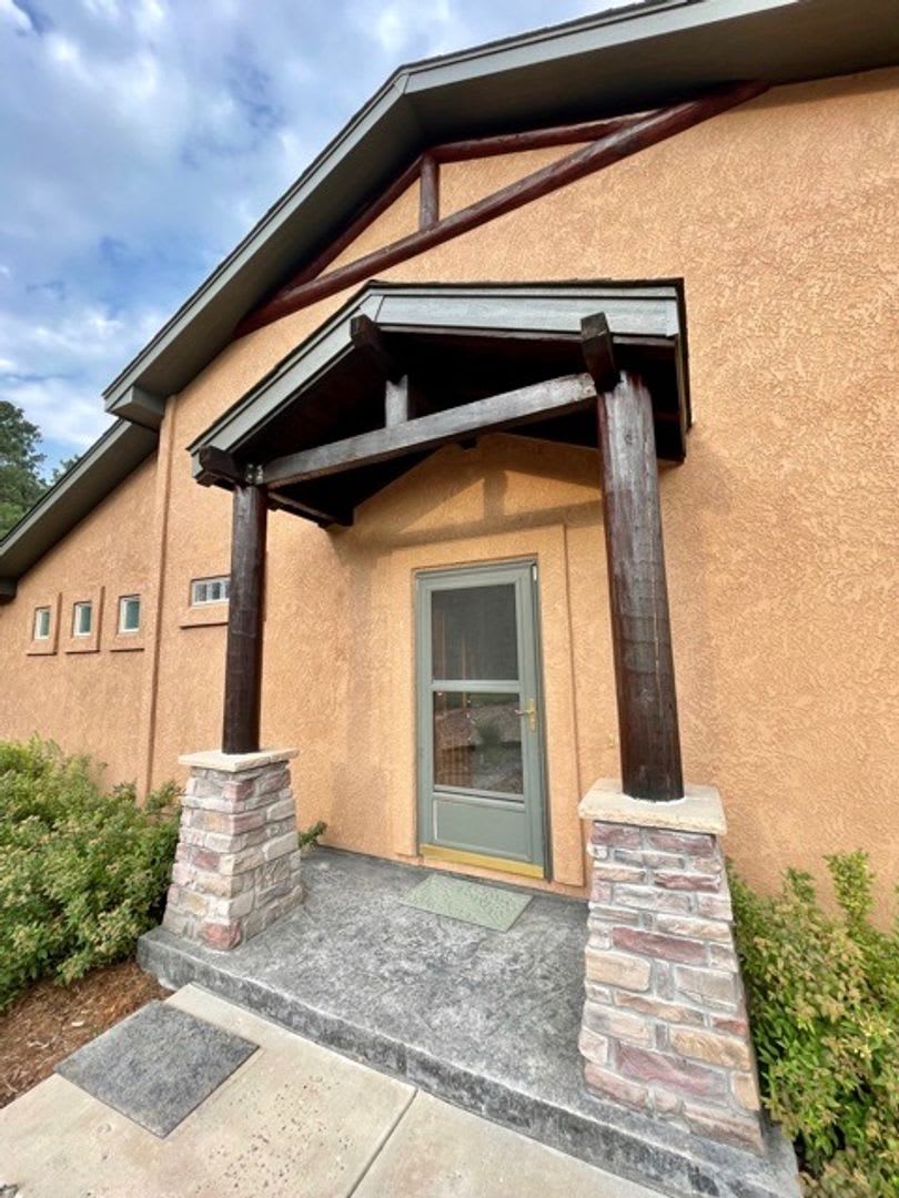 Stunning 4 Bed 3 Bath Townhome In Quiet Cul De Sac In University Park – photo 5
