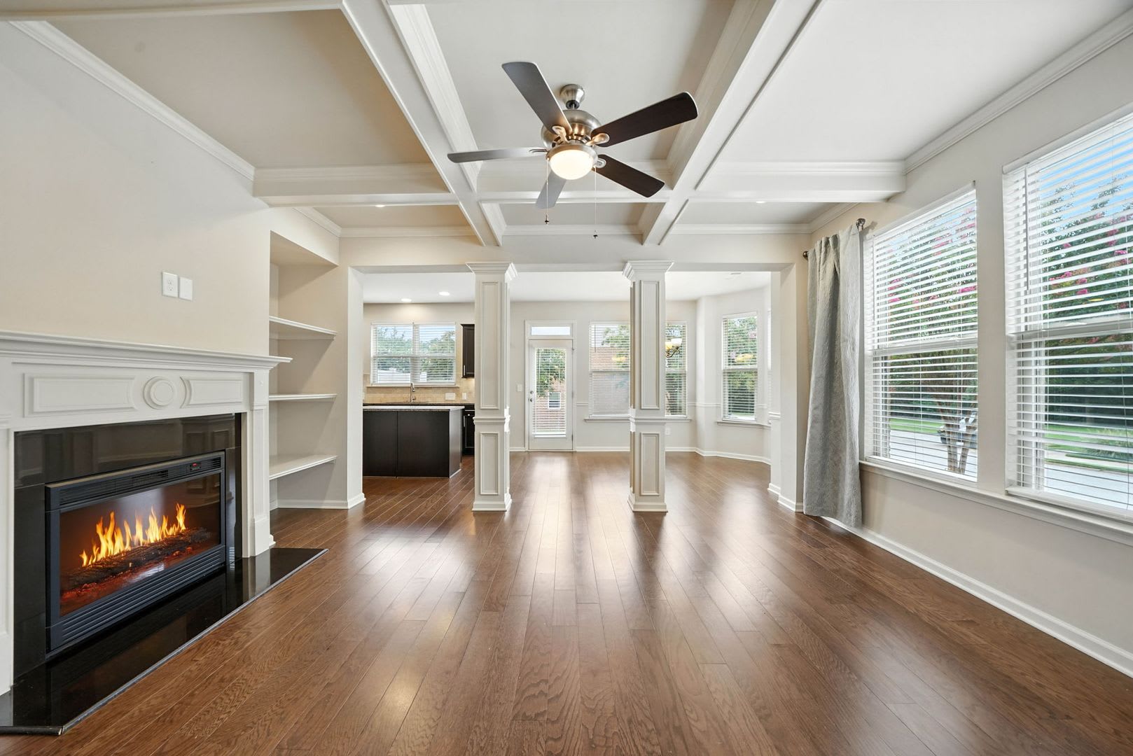 Gorgeous End Unit Townhome! – photo 4