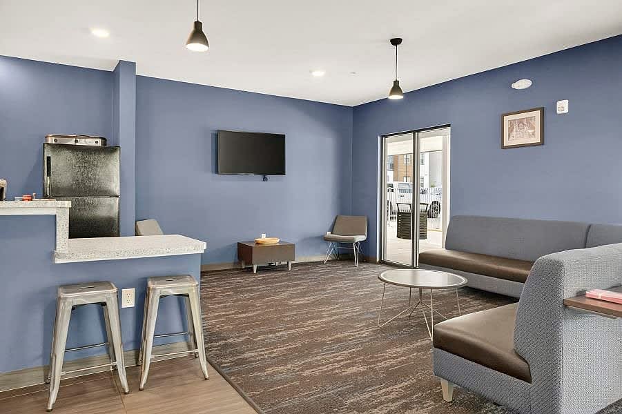 Charming 1 Bedroom Walking Distance To Latech – photo 3