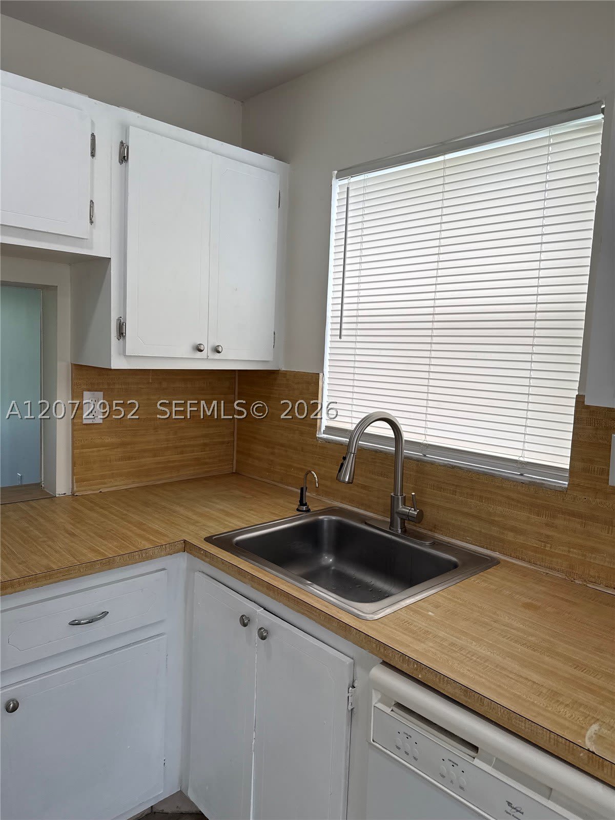 8380 Sands Point Blvd – photo 4