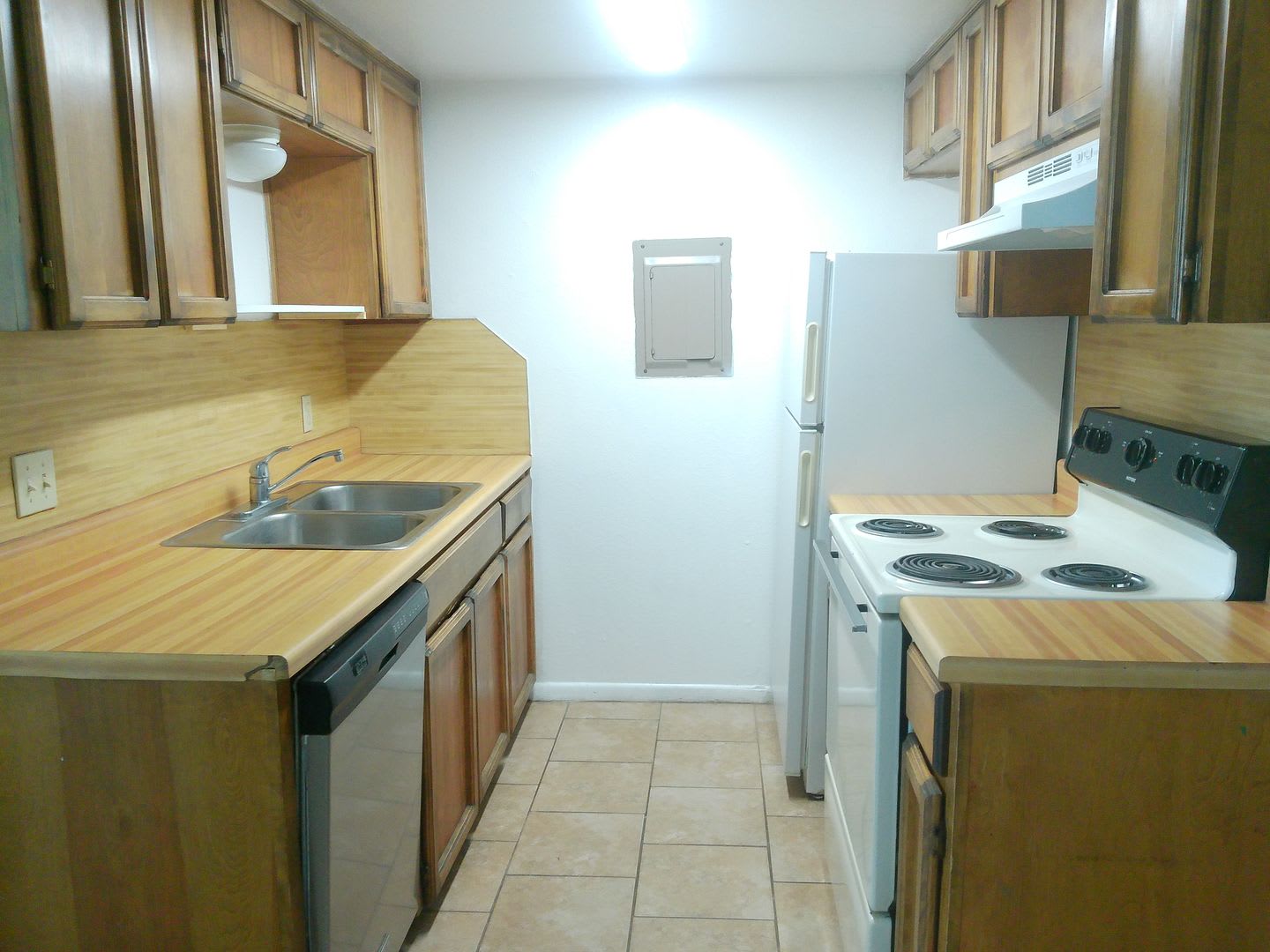 5725 Crestmore – photo 4