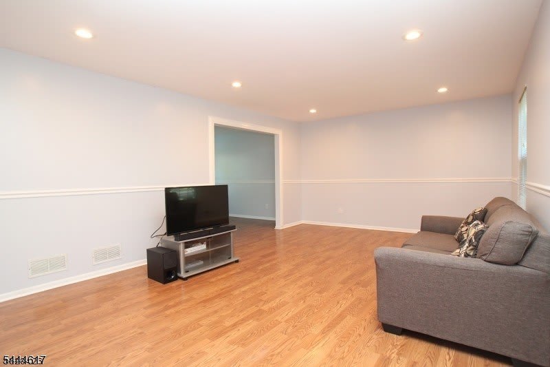 2 Wyndham Way – photo 4