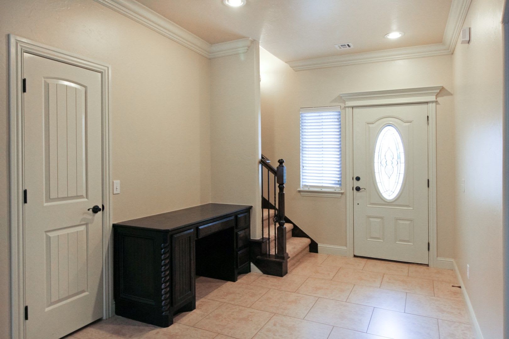 Wonderful 3 bed + bonus, 2.5 bath, & 3 car in Edmond – photo 2
