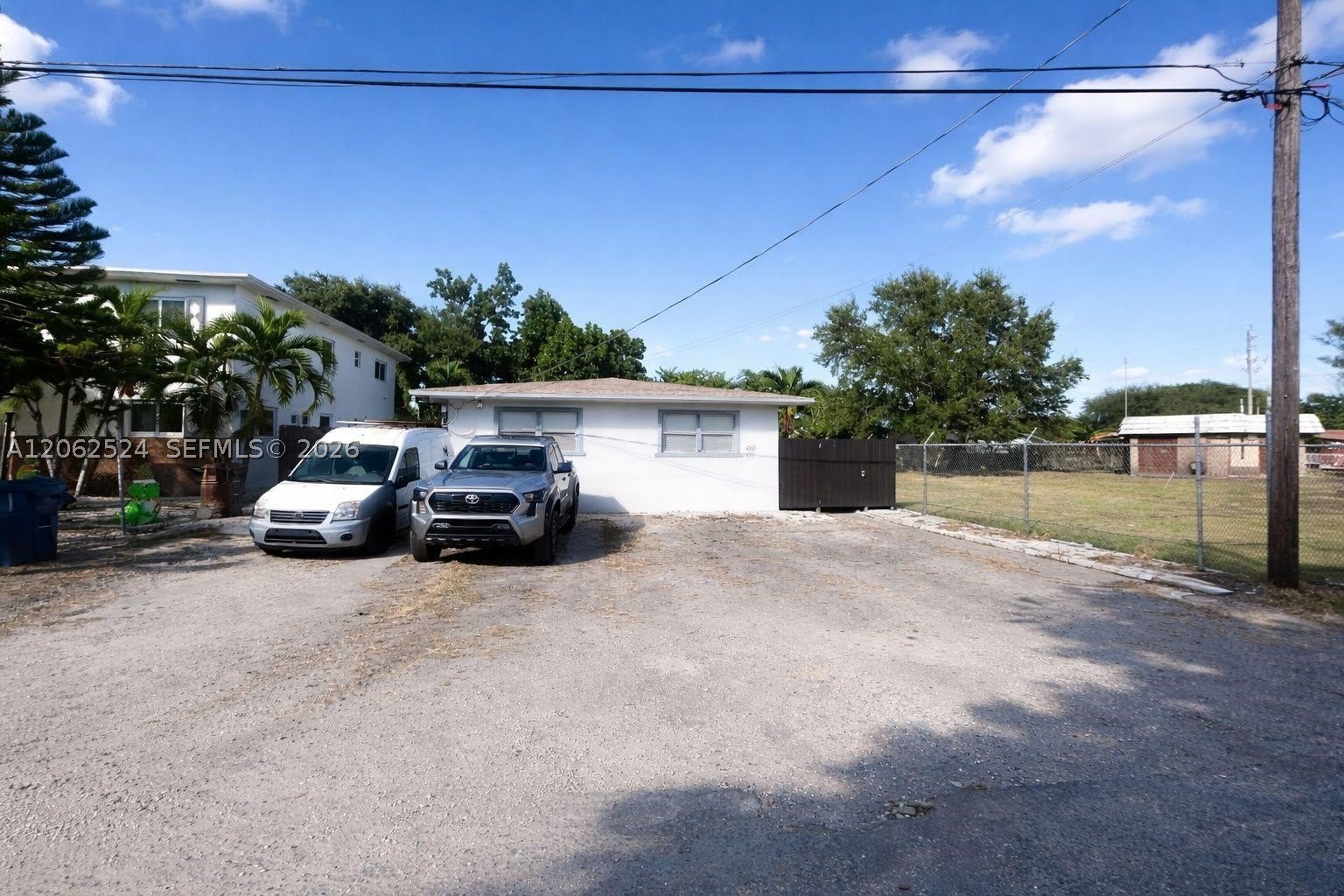 2931 Nw 47Th St – photo 2