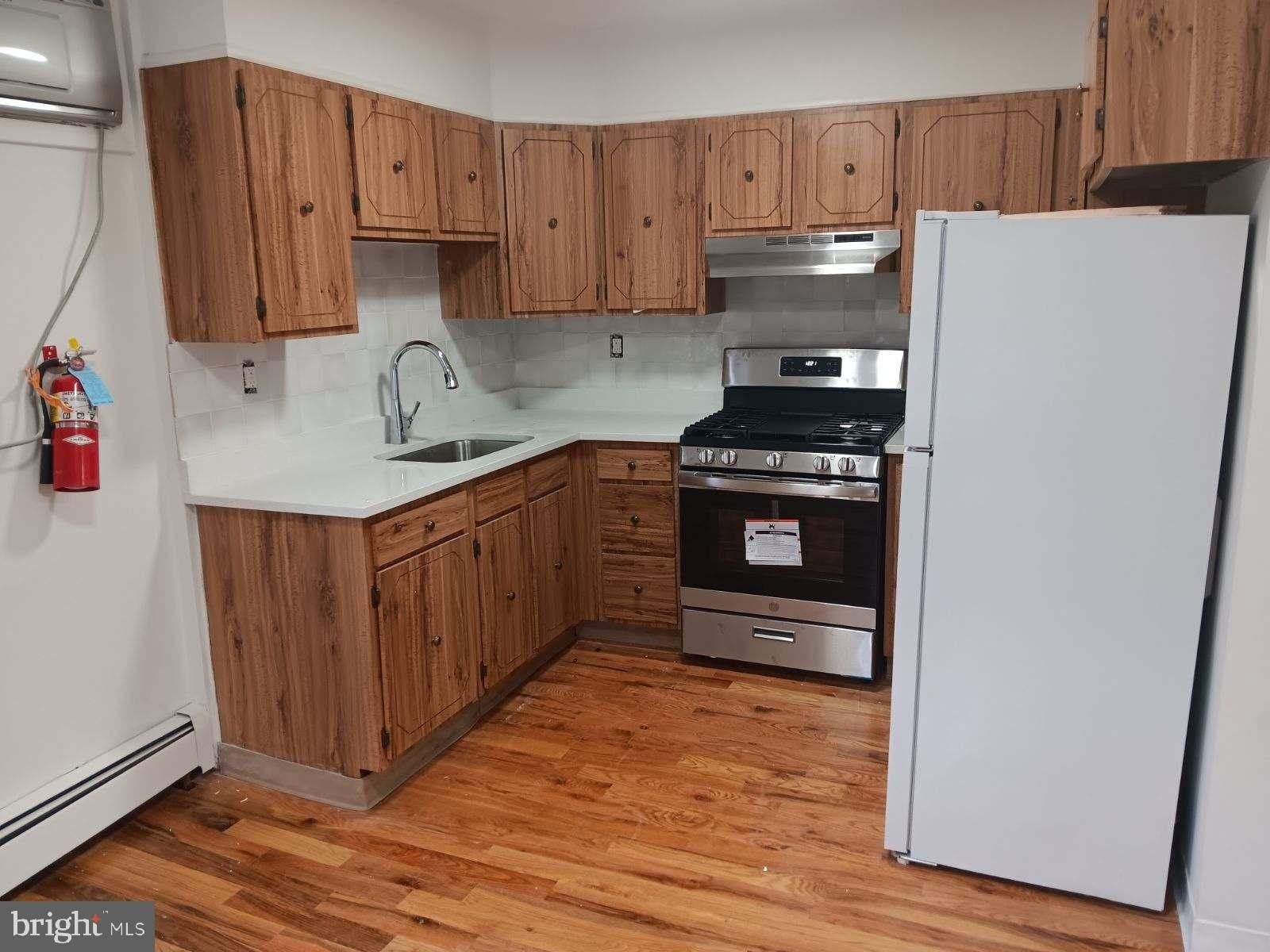 541 HADDON Avenue – photo 2