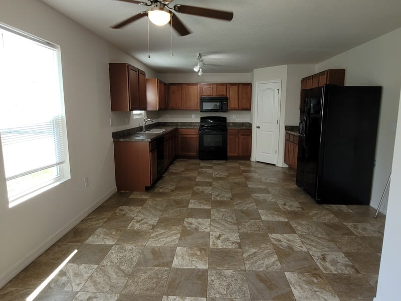 1869 Snapper Dr – photo 5