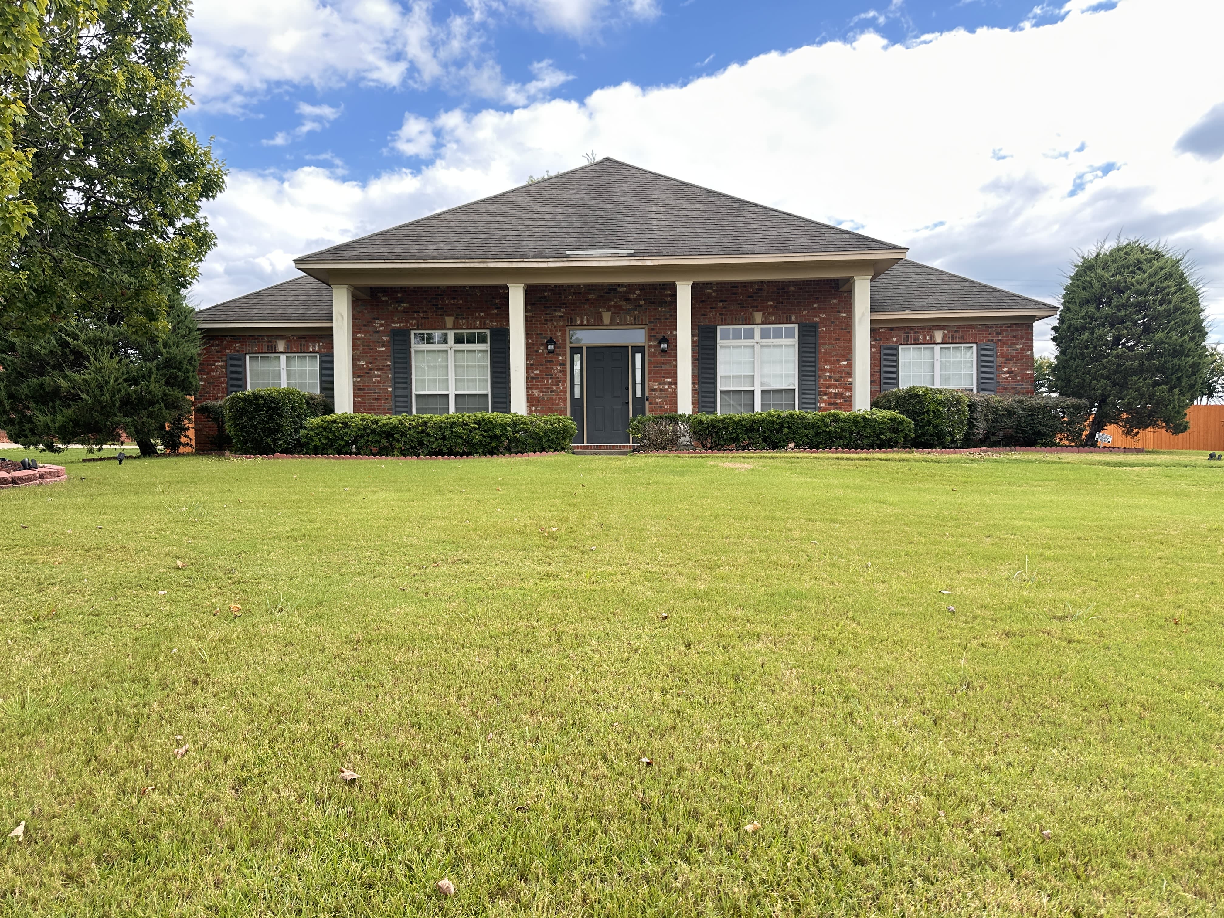 8213 Chadburn Crossing – photo 1