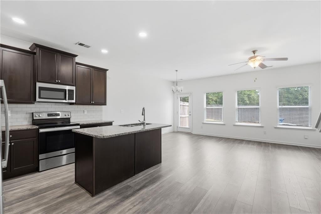 7134 Gladstone Circle – photo 5