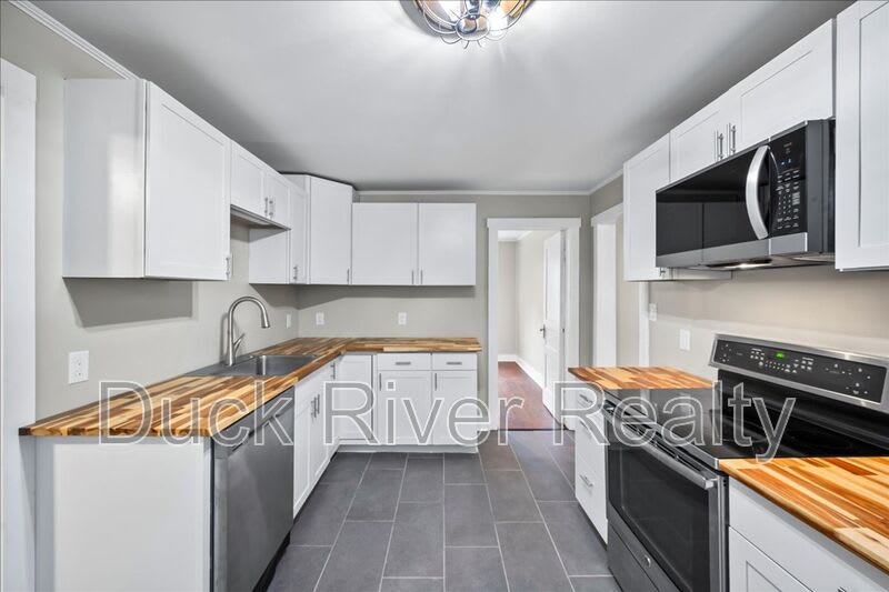509 Hardwick Ave – photo 2