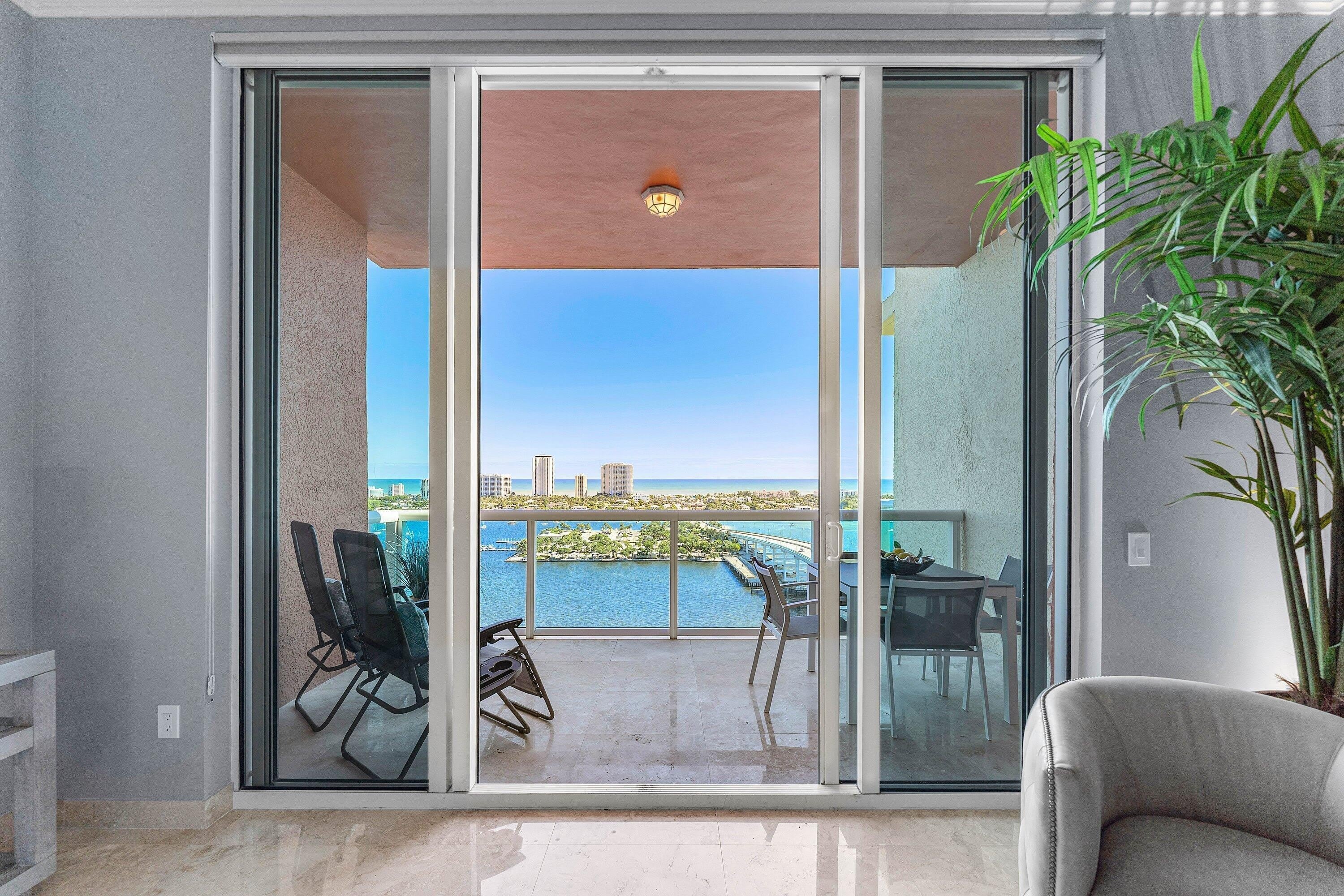 2640 Lake Shore Drive – photo 3