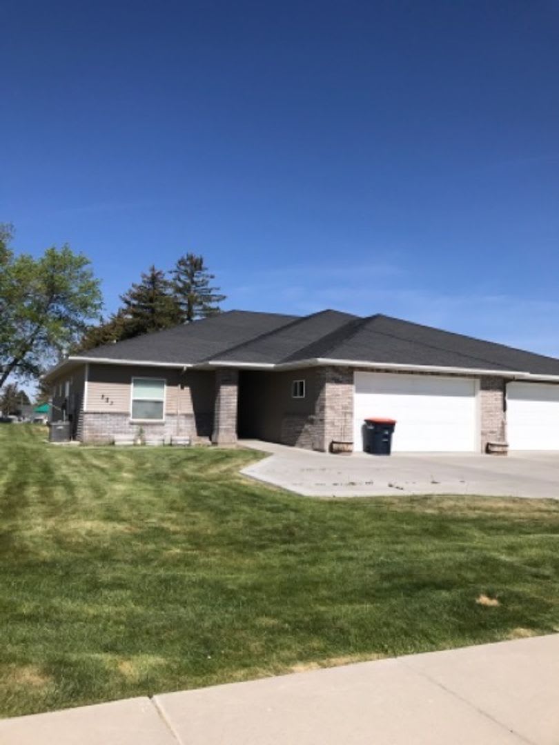 321 Aspenwood Drive – photo 1
