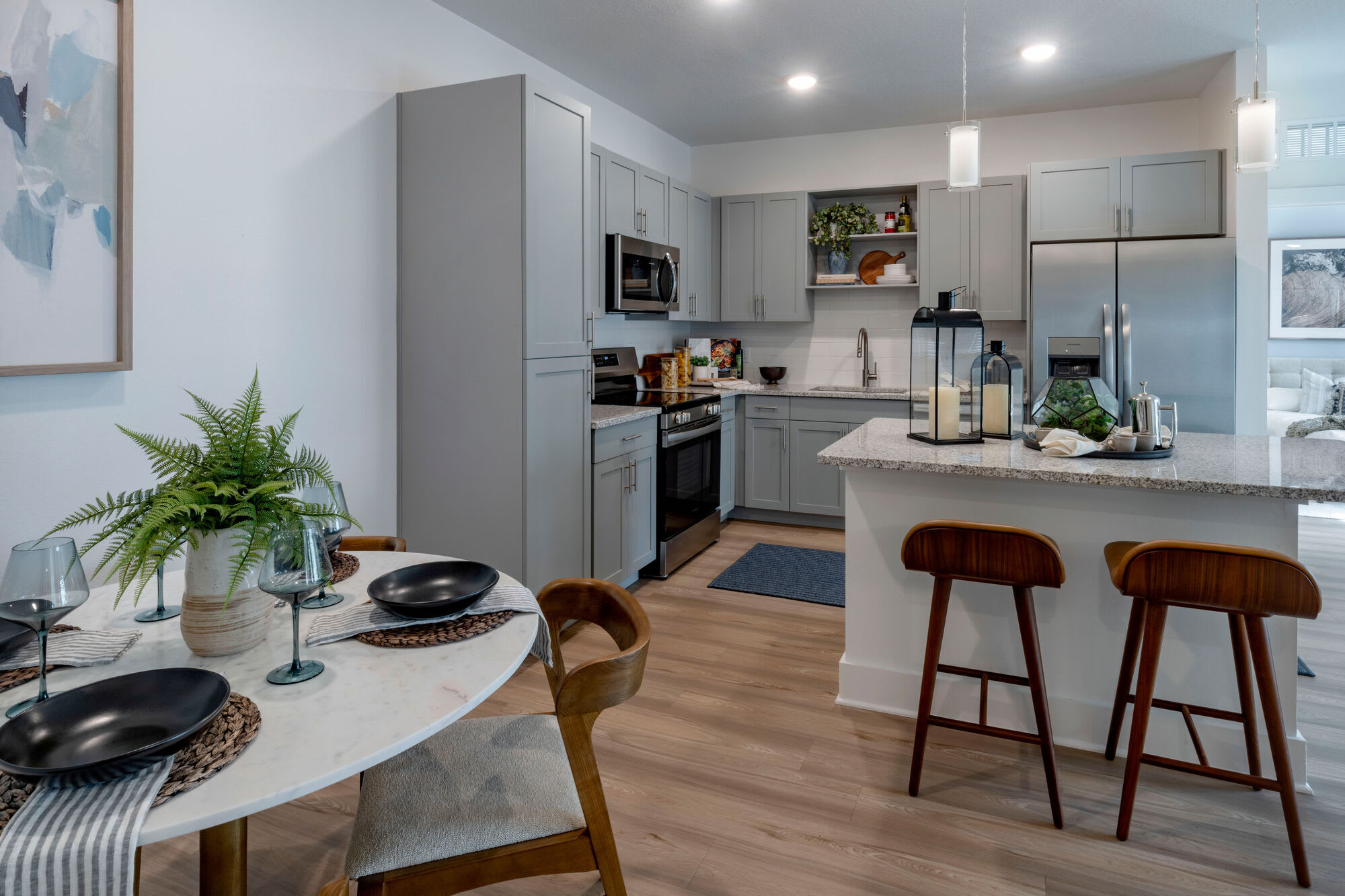 Sentosa Epperson Apartments – photo 3