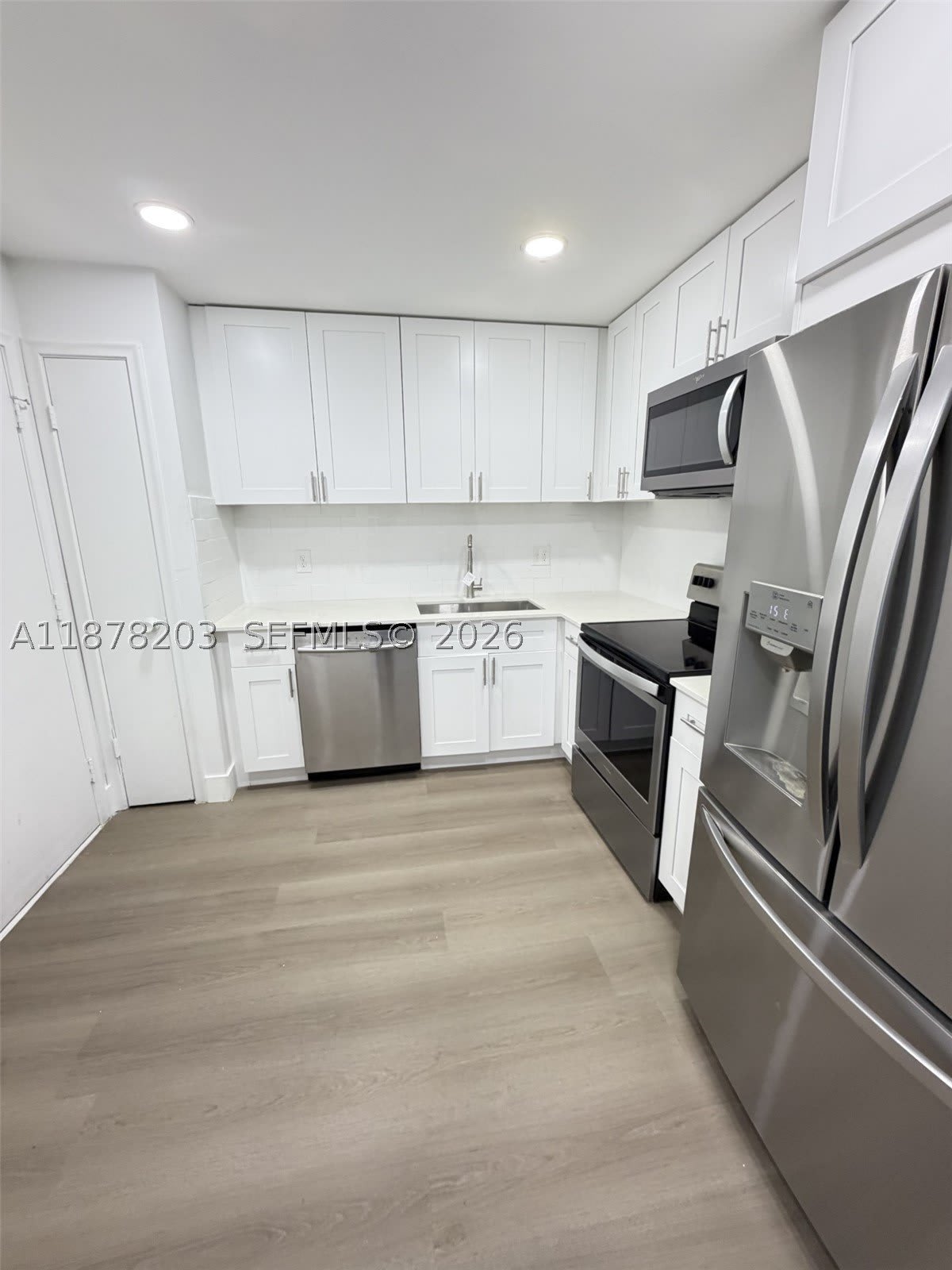 22605 SW 66th Ave – photo 3