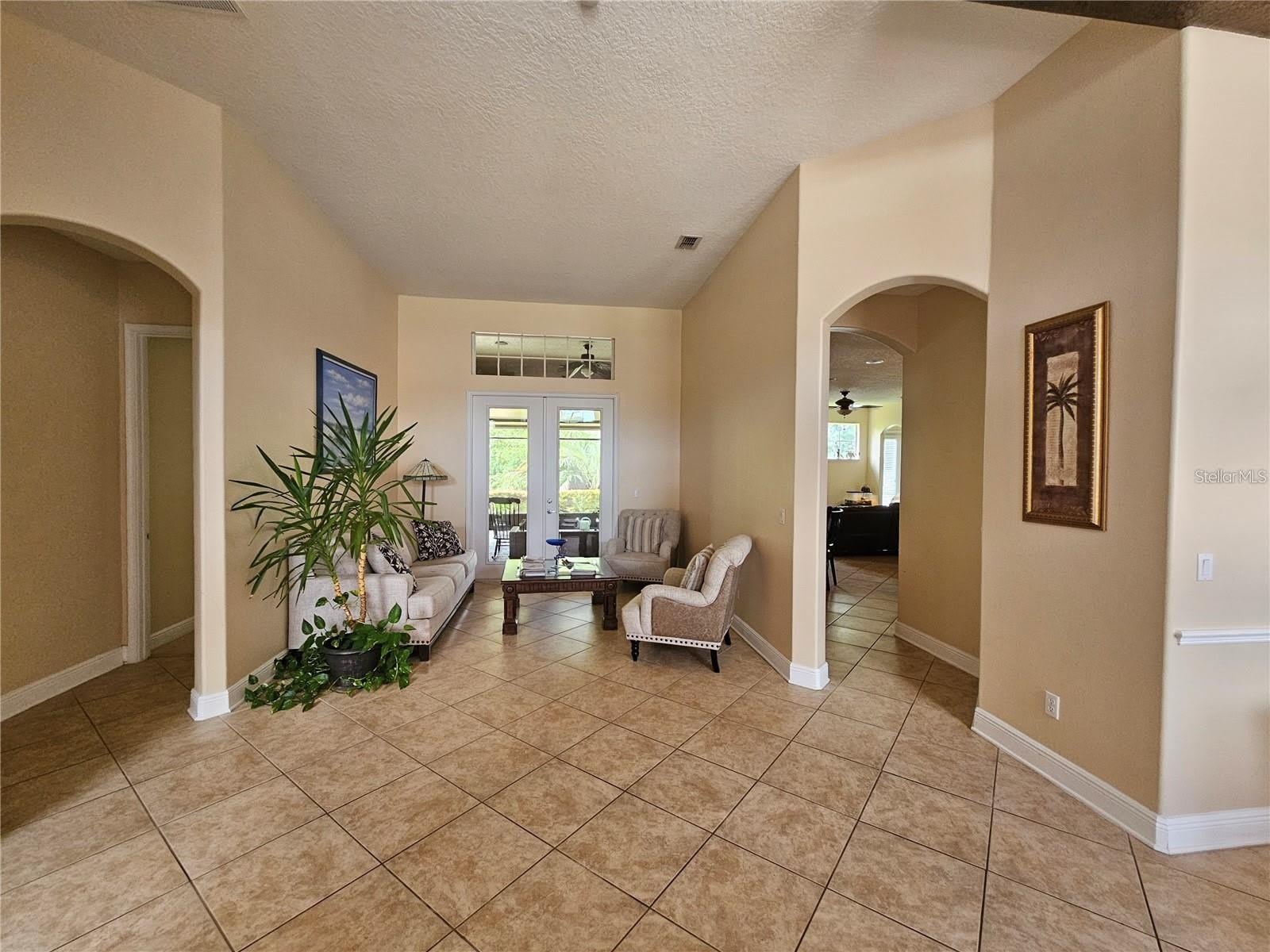 6178 HEDGESPARROWS Lane – photo 2