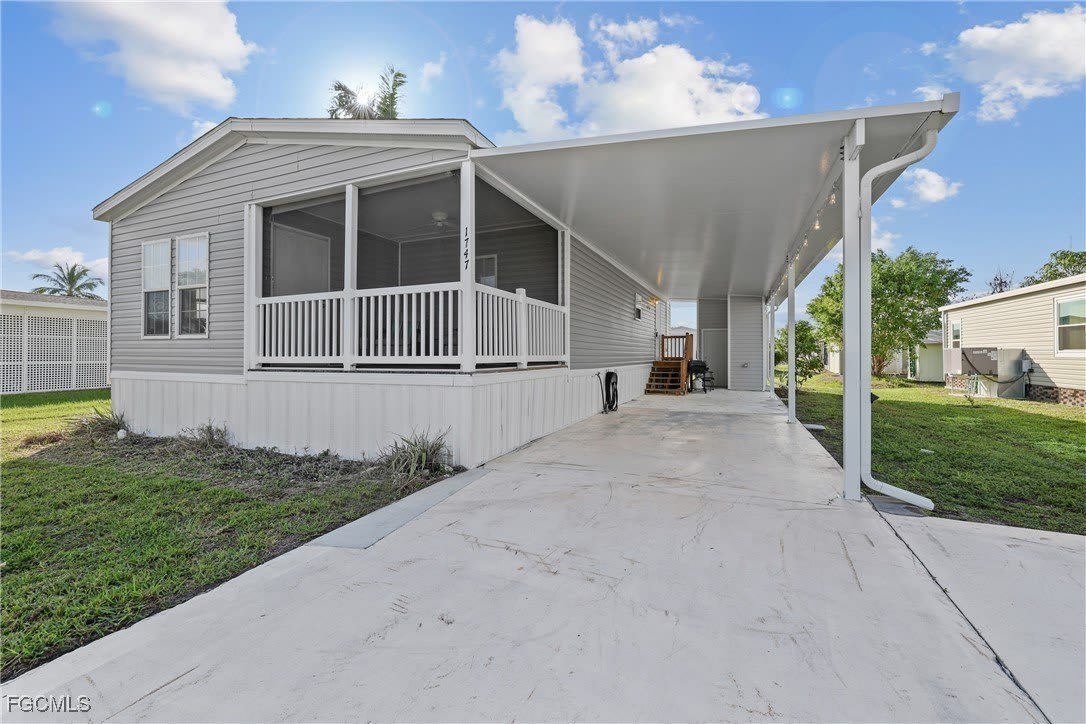 1747 Beverly Drive – photo 1