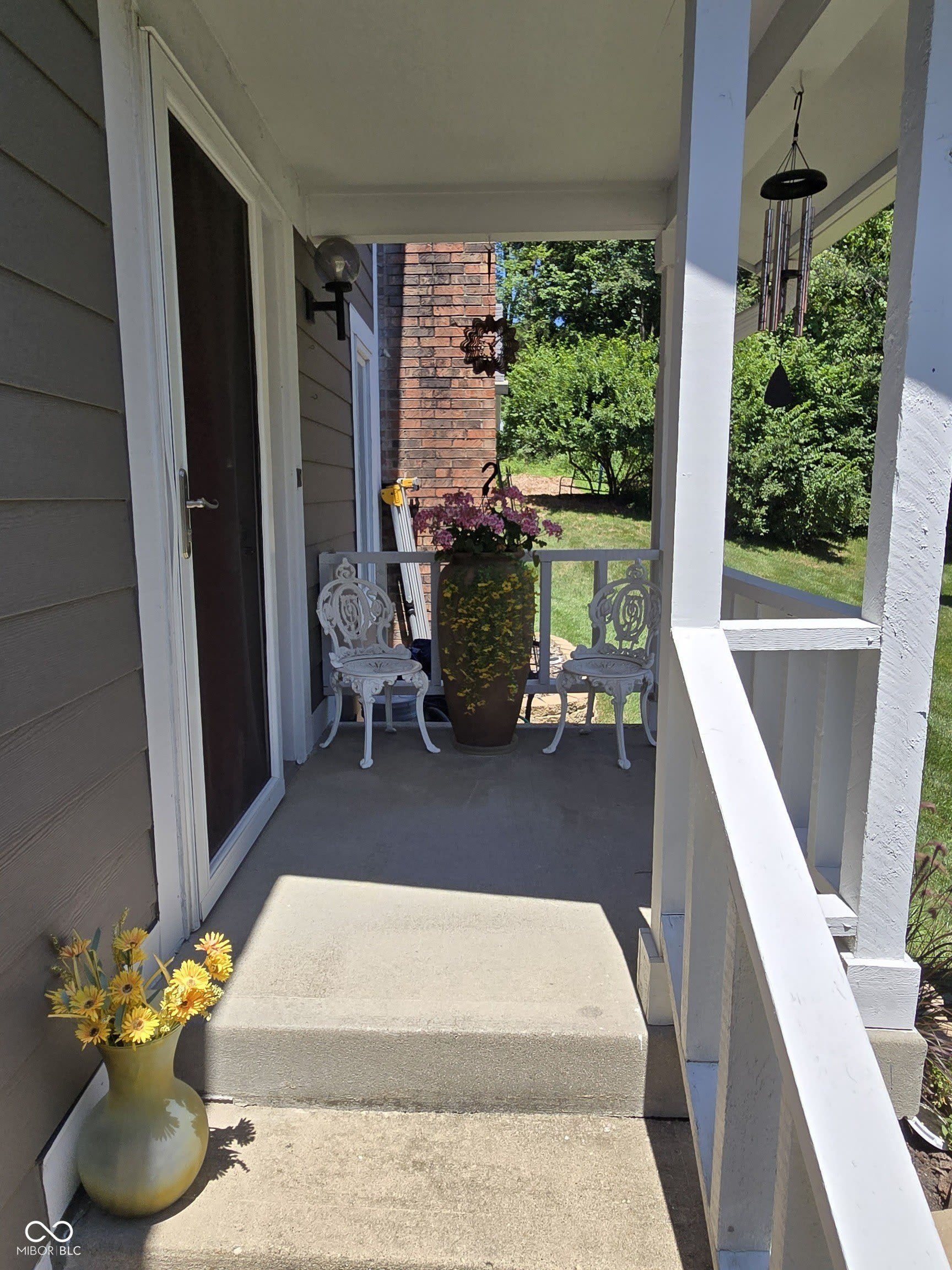 8198 Foxchase Circle – photo 5