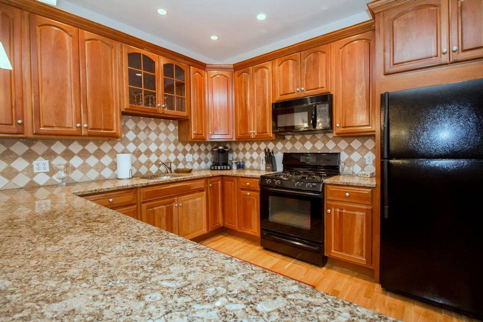 Charming 3 Bedroom – photo 5