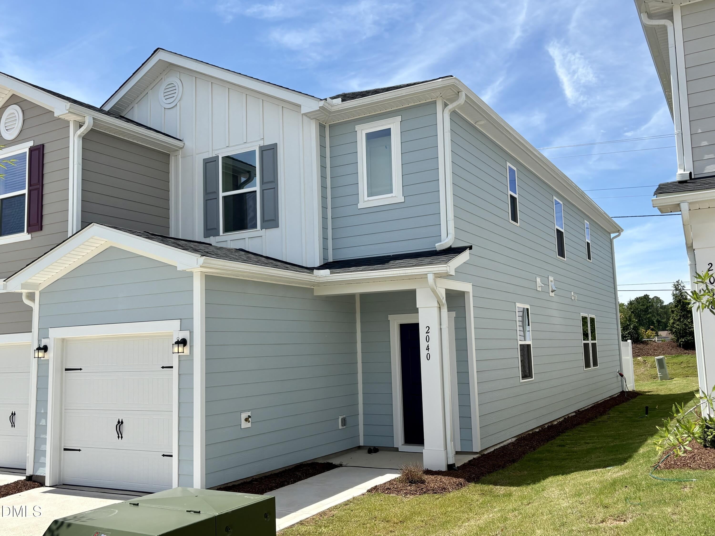2040 Oakdale Drive – photo 1