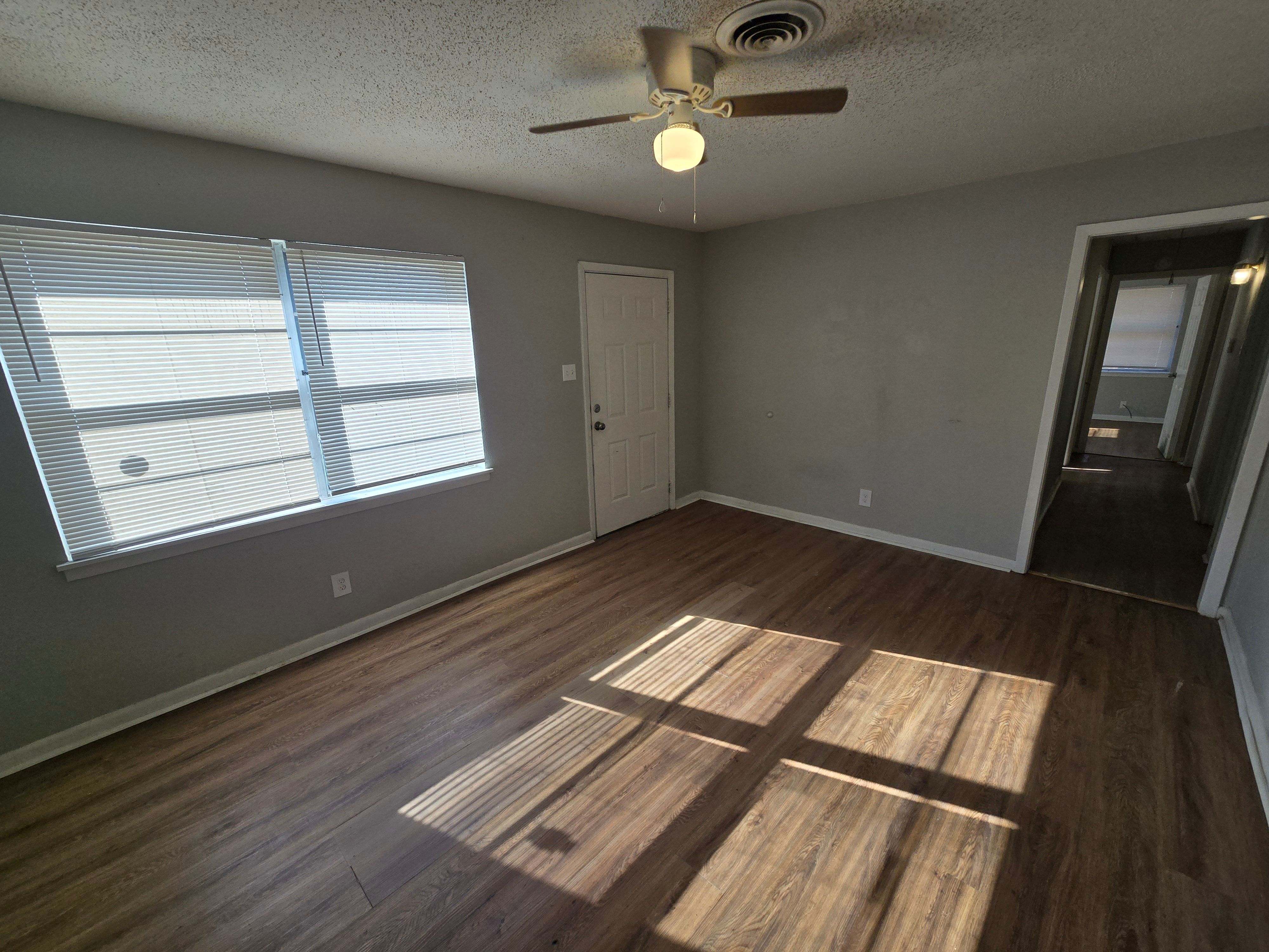 7326 Milford Dr – photo 3