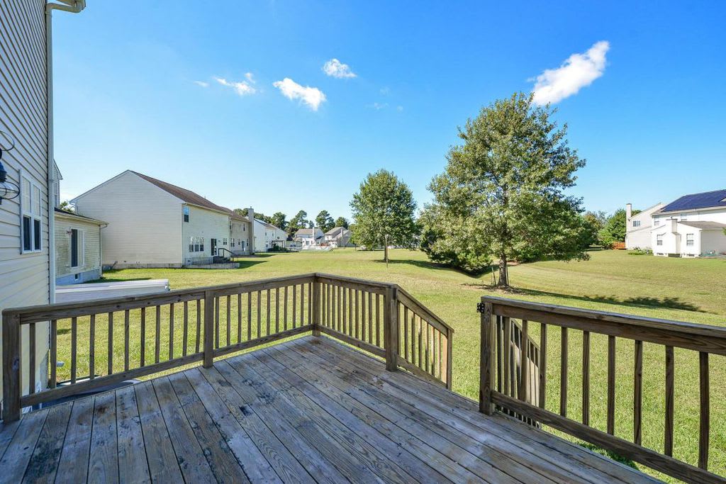 1523 Anchors Way – photo 2