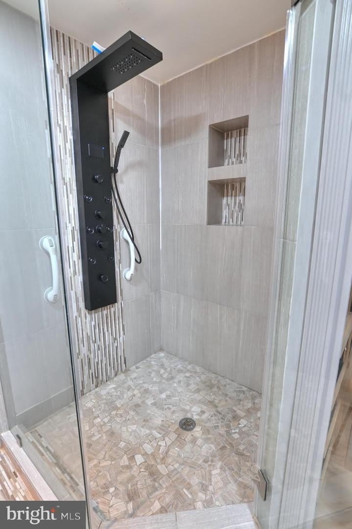 4304 SILAS HUTCHINSON DR – photo 4