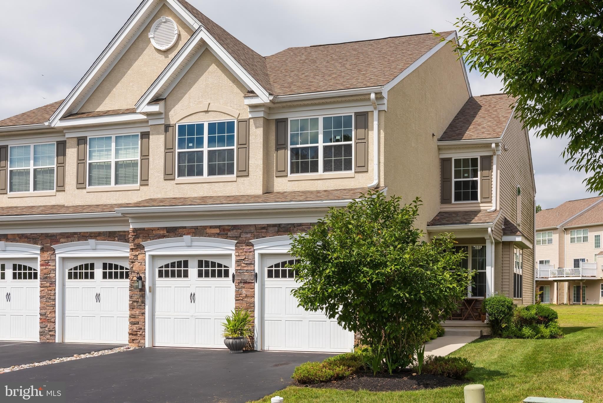 2604 ROCKLEDGE Court – photo 4