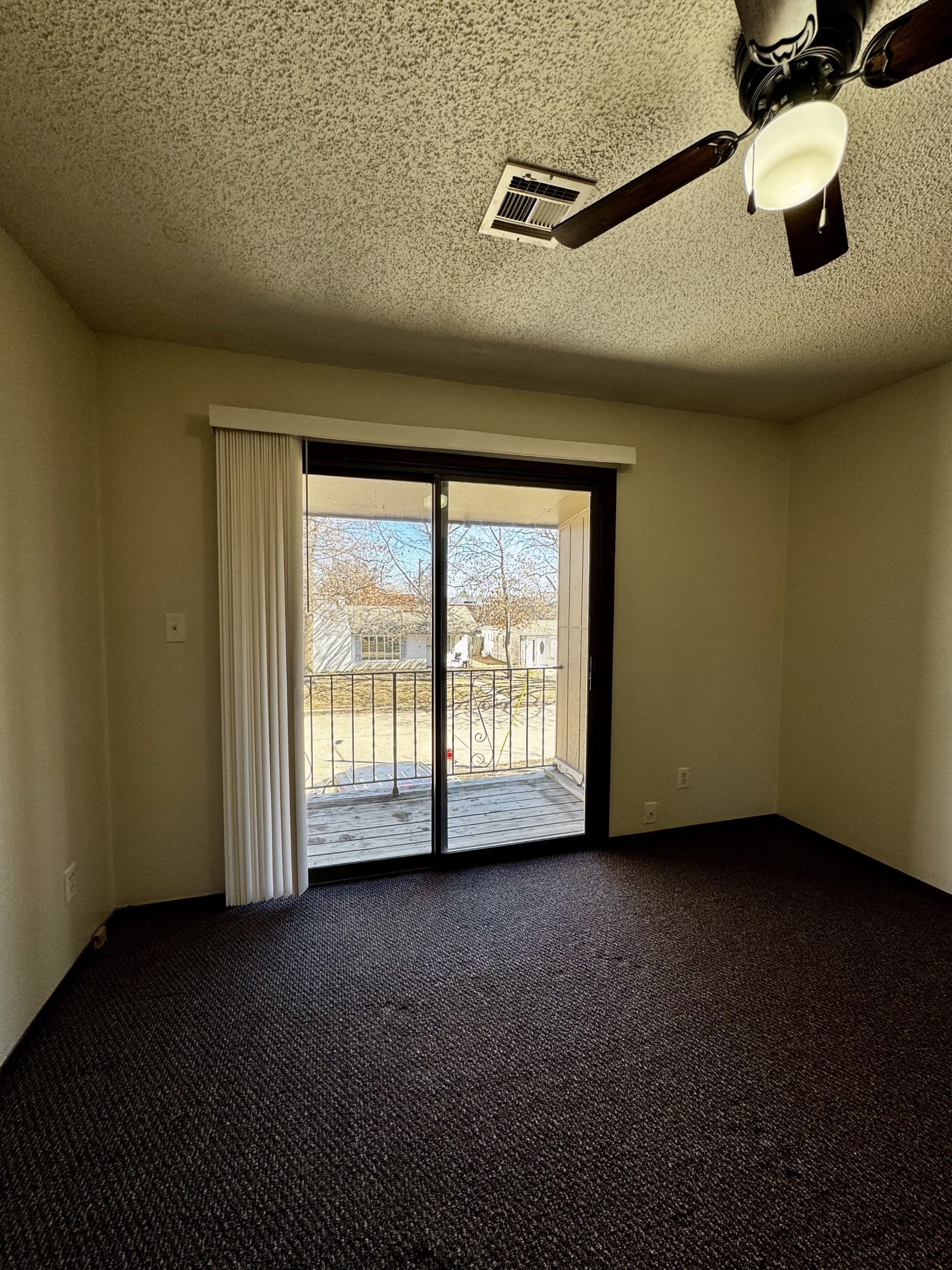 1035 South Kansas Avenue – photo 5