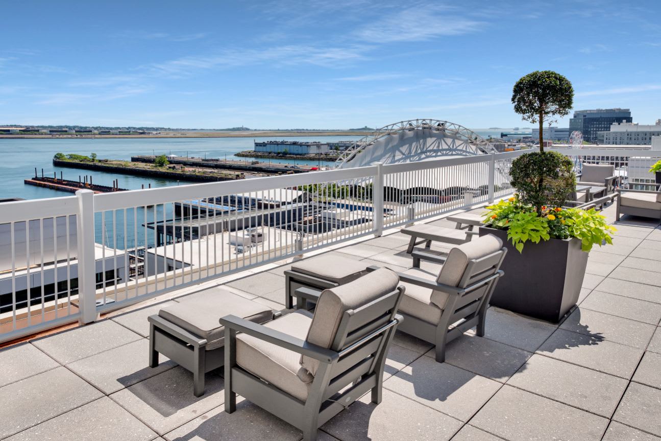 Park Lane Seaport – photo 3