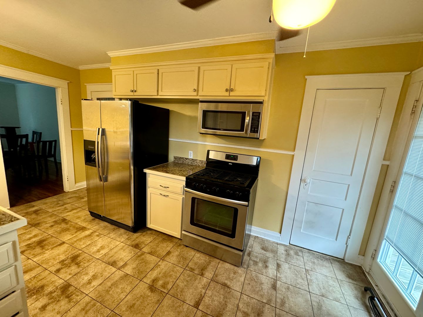 Must See this 3/2 Cottage Home 3712 Hyacinth Ave. Near LSU Lakes – photo 2