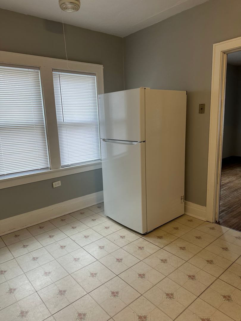 1 Bedroom Duplex for Rent 216 Pleasant Waterloo, IA – photo 4